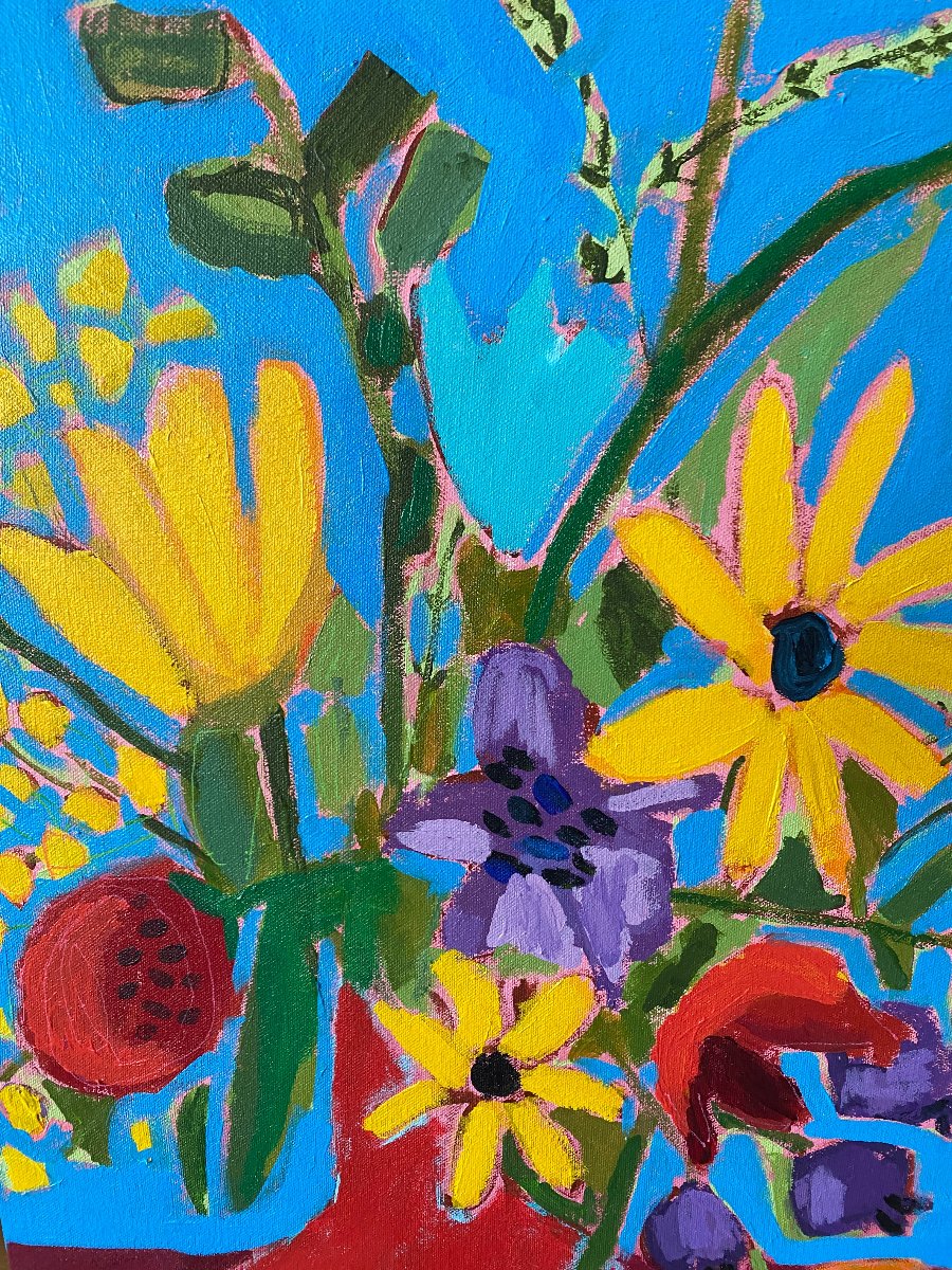 Cut Flowers / Red Vase / Still life /