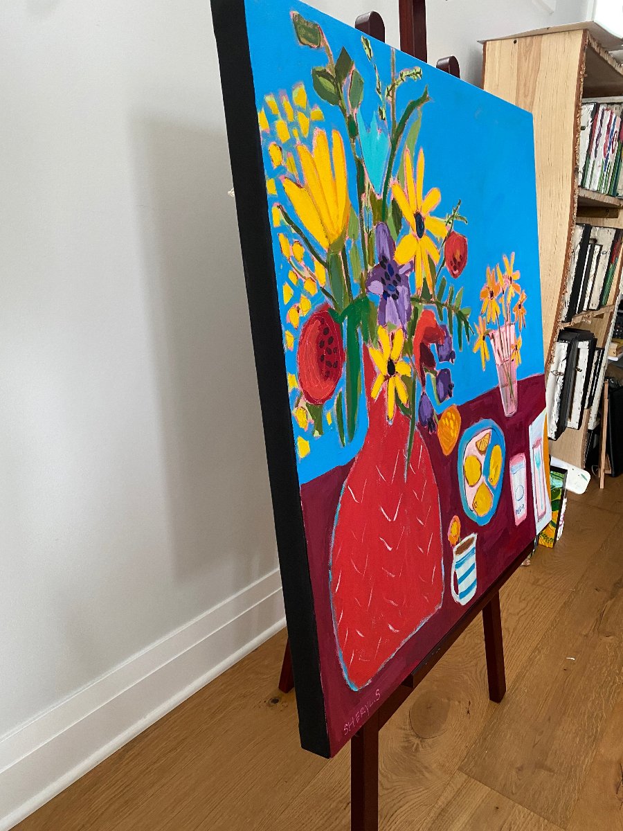 Cut Flowers / Red Vase / Still life /